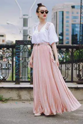 Custom Made Pleated Maxi Women's Skirt, handmade with High Waist zipper,  Floor Length Women Long Skirt Comfortable Chiffon