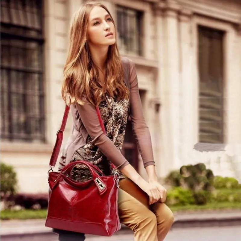 Sophisticated and Chic Glossy Shoulder Bag