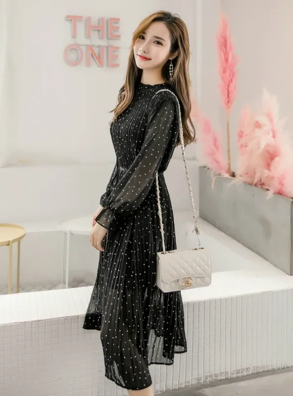 WOMEN LONG SLEEVED POLKA DOT PLEATED DRESS